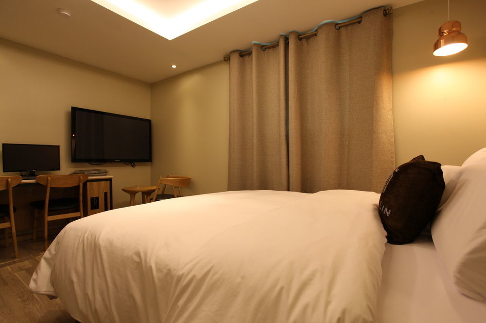 Lin Hotel Seoul Bagian luar foto