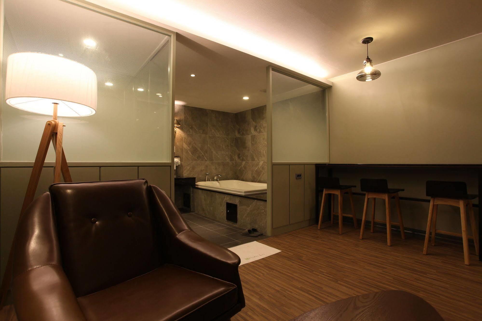 Lin Hotel Seoul Bagian luar foto