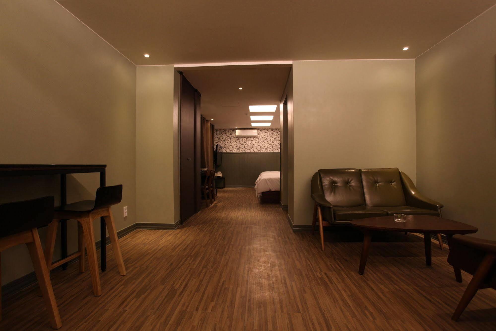 Lin Hotel Seoul Bagian luar foto