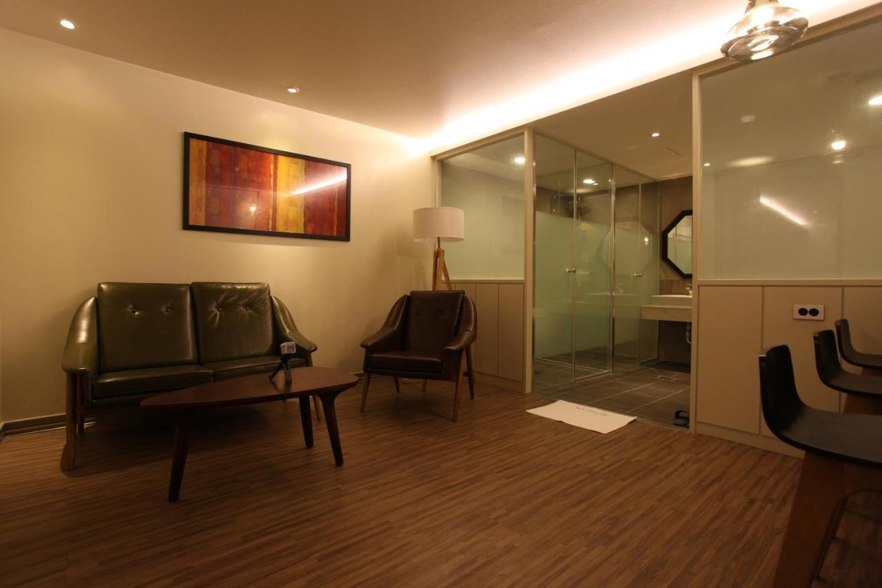 Lin Hotel Seoul Bagian luar foto