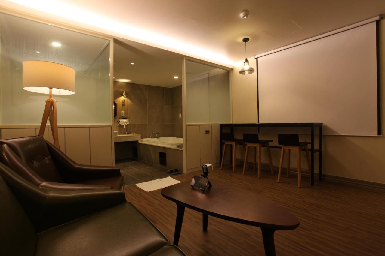 Lin Hotel Seoul Bagian luar foto