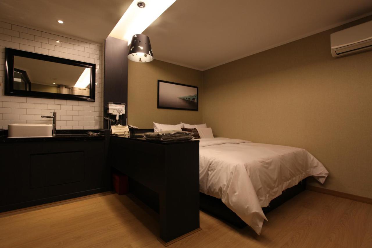 Lin Hotel Seoul Bagian luar foto