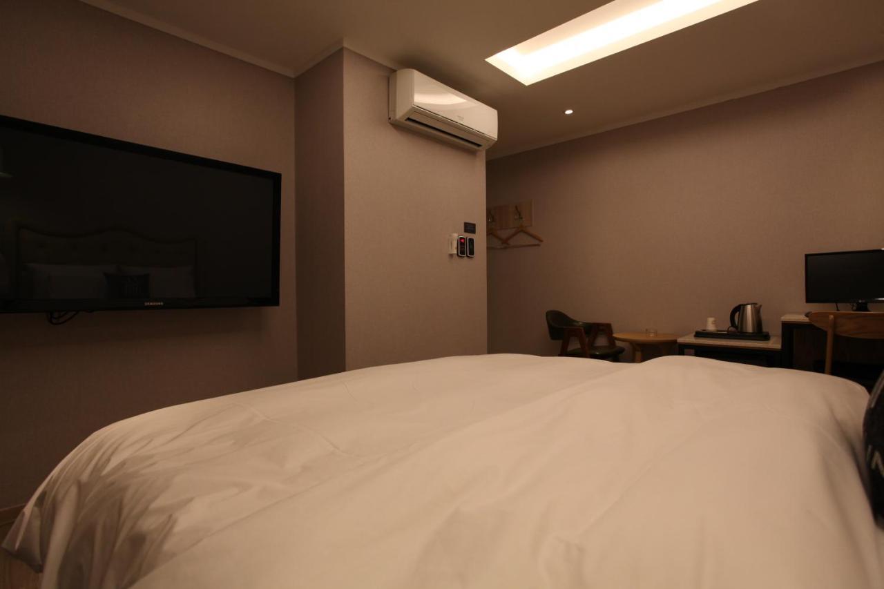 Lin Hotel Seoul Bagian luar foto
